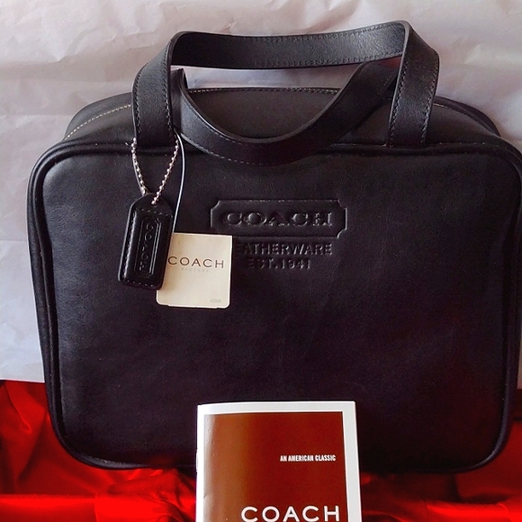 COACH A Bag as Distinct as it's Refined Namesake Coach Carryall 🛍️ 🎁 NWT